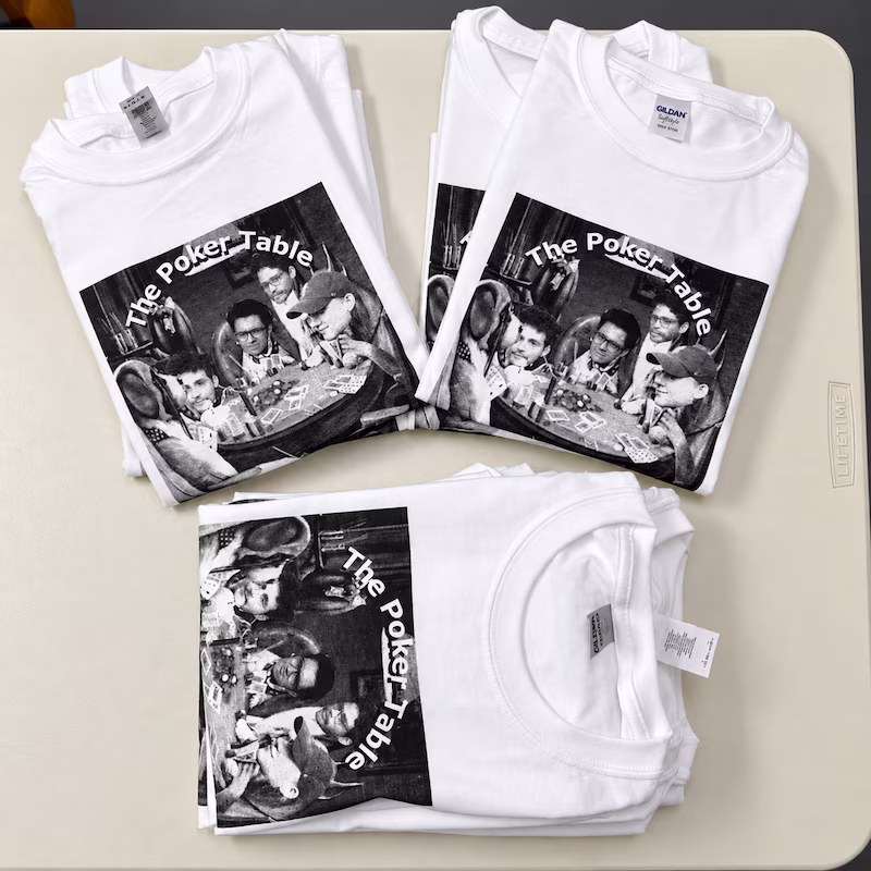 High resolution photo with low resolution blurry photo that we optimized for T-shirt printing